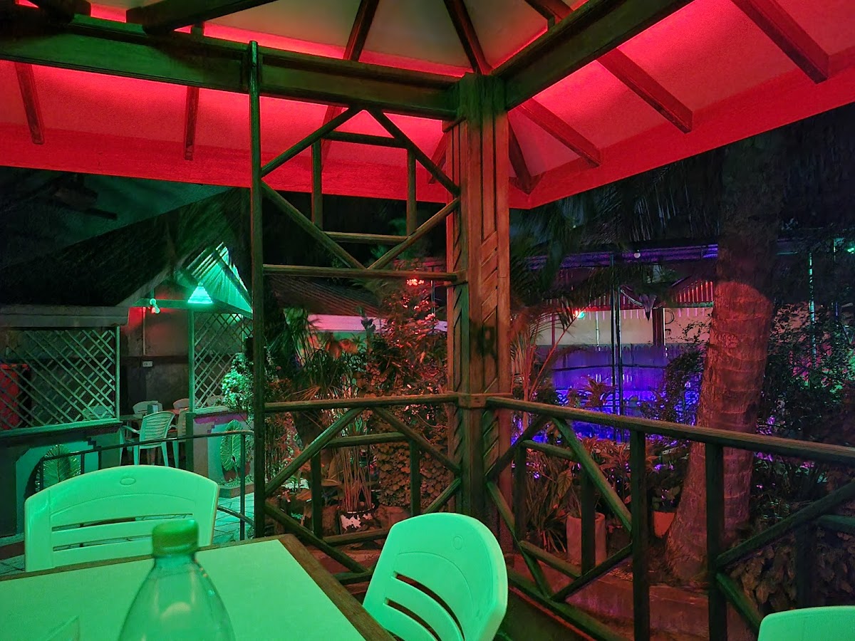 Admo Restaurant